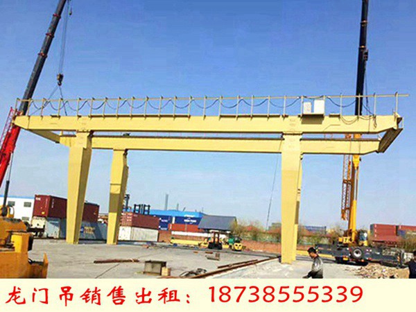 廣西百色龍門吊出租廠家32噸門機(jī)大概價位