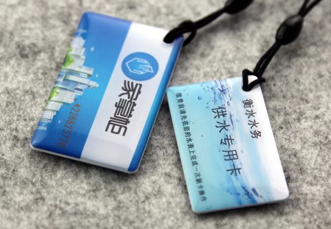 IC、ID、CPU等芯片的PVC卡以及滴膠卡、金屬卡