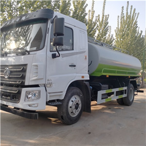 環(huán)衛(wèi)12方吸糞車(chē)菏澤廠家銷(xiāo)售大型抽糞車(chē)價(jià)格報(bào)價(jià)表