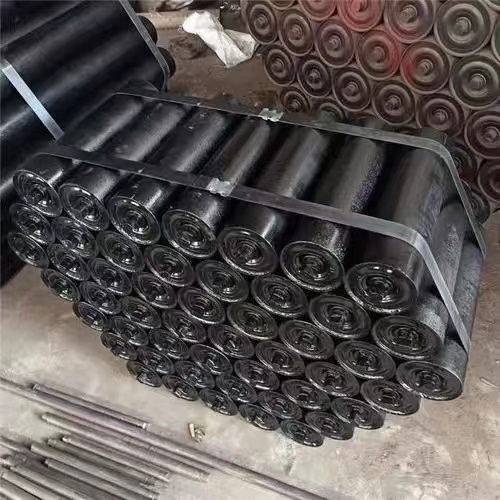 滄州路博機(jī)械制造有限公司專(zhuān)業(yè)生產(chǎn)托輥，滾筒