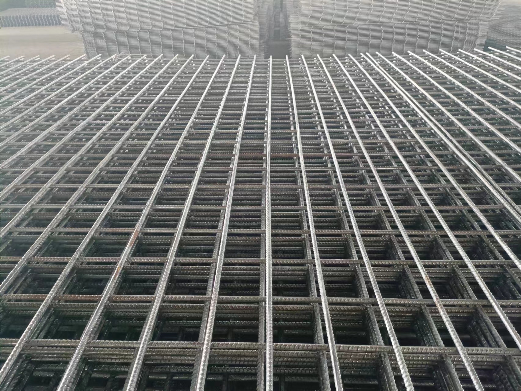 建筑鋼筋網片混凝土防裂網橋梁加筋網停車場地面鋼絲網電 焊網片