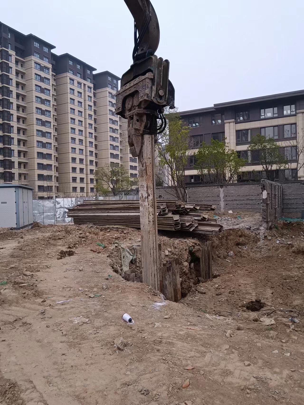 北京房山區(qū)打鋼板樁機(jī)械7房山區(qū)基坑打鋼板樁支護(hù)8拉森鋼板樁護(hù)坡9
