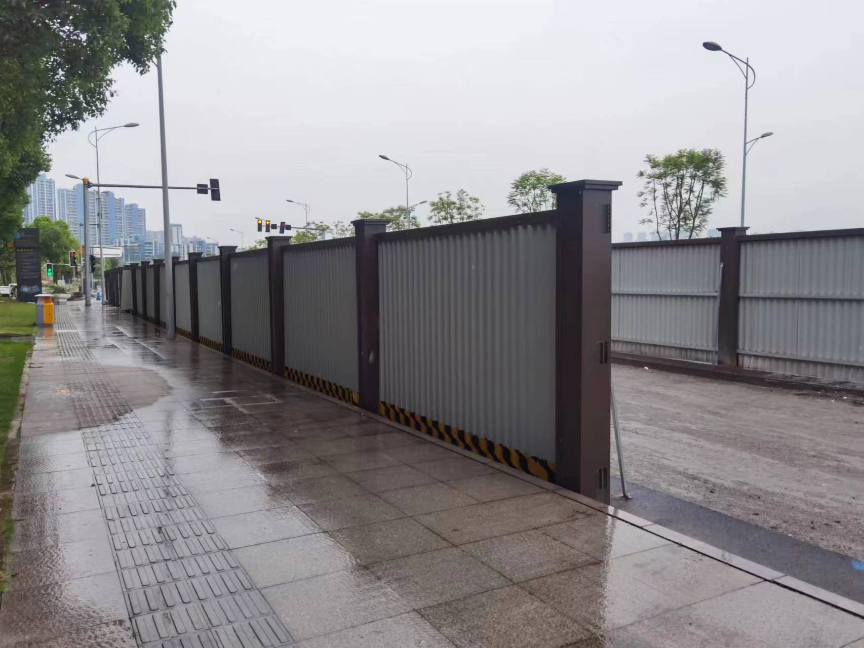 建筑工地裝配式鋼結(jié)構(gòu)圍擋B1款新型工地施工擋板護(hù)欄市政工程圍蔽