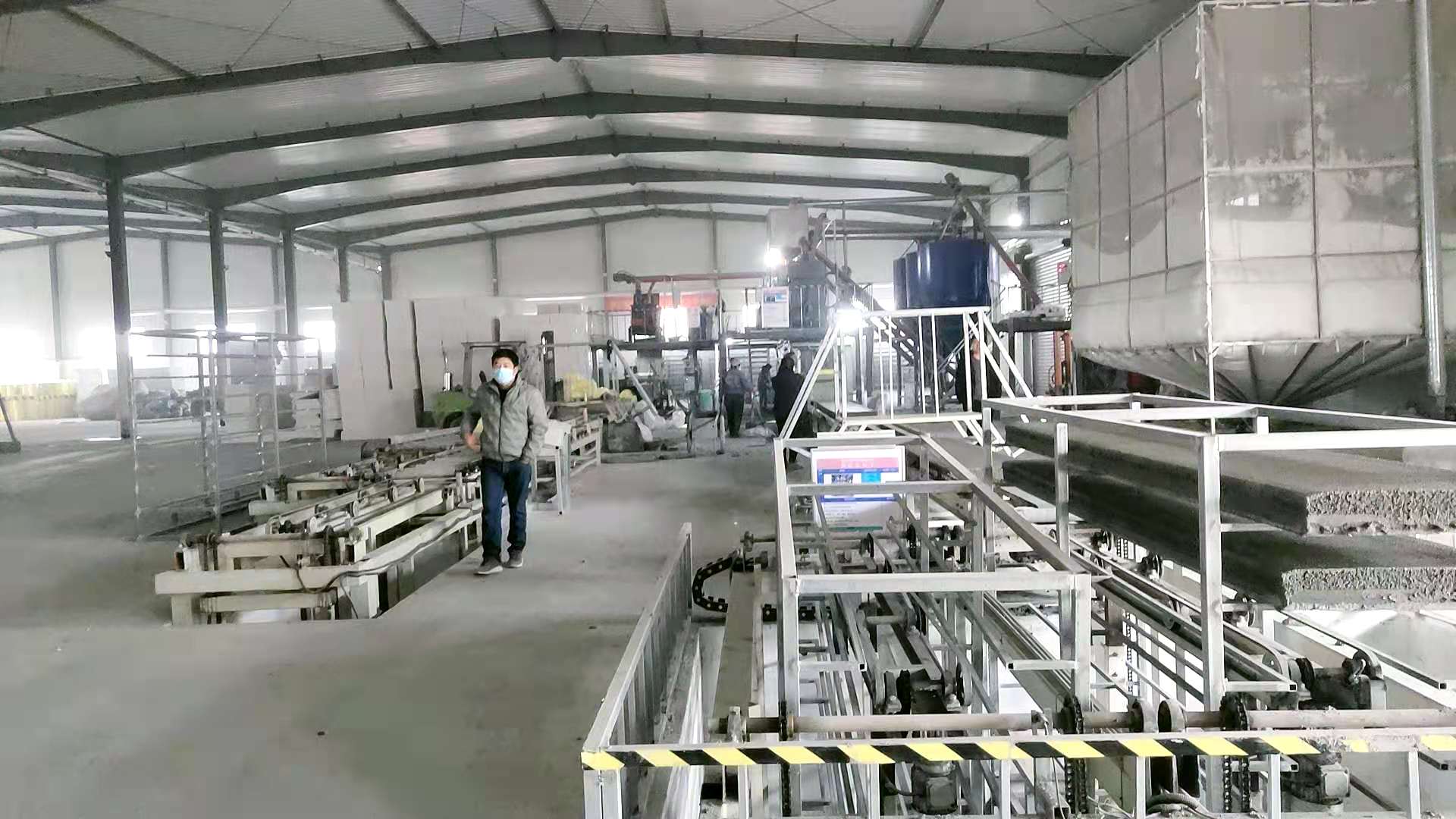 玻鎂防火板設(shè)備型號齊全