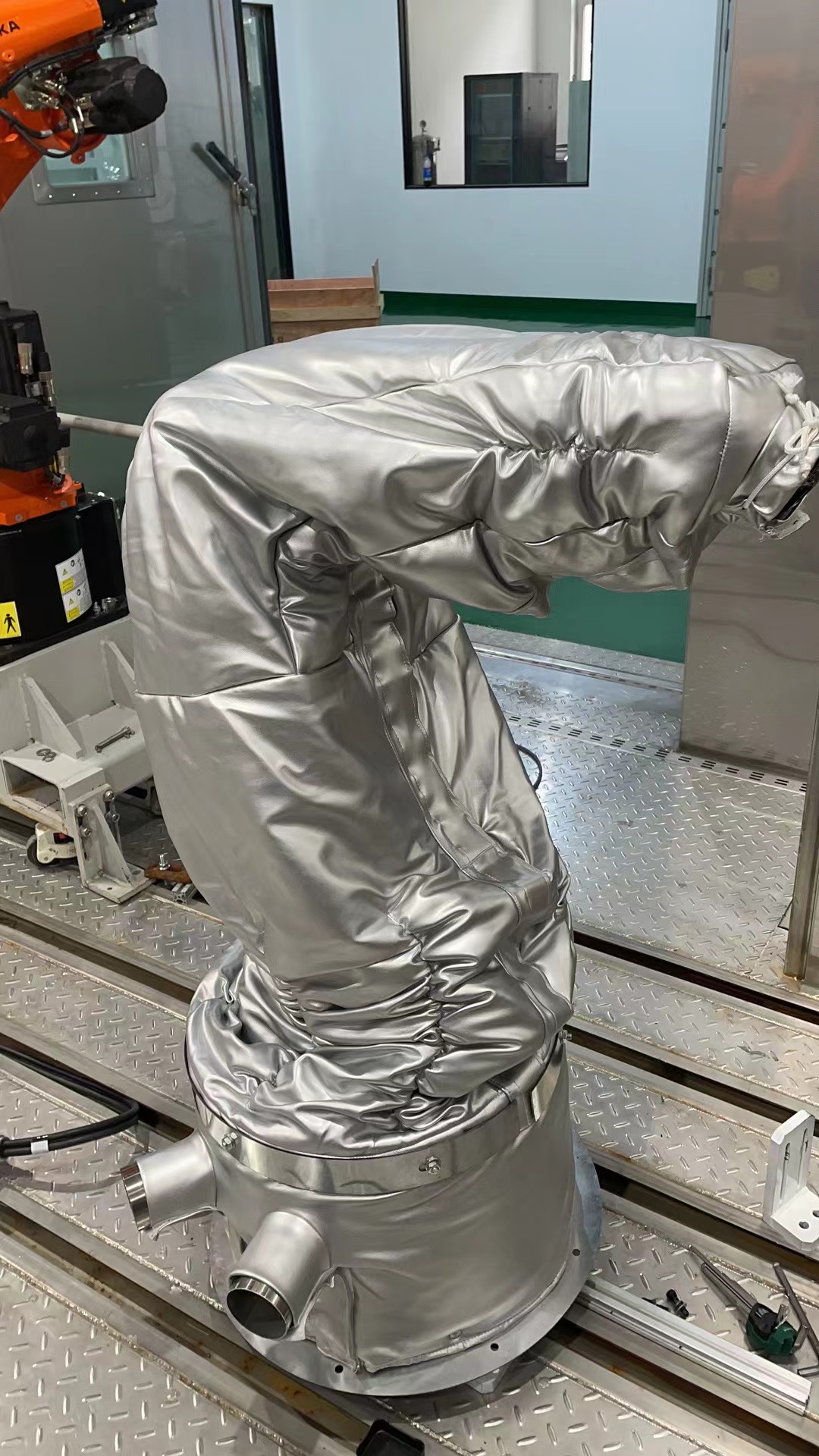 ABB機器人、KUKA 機器人、發(fā)那科機器人