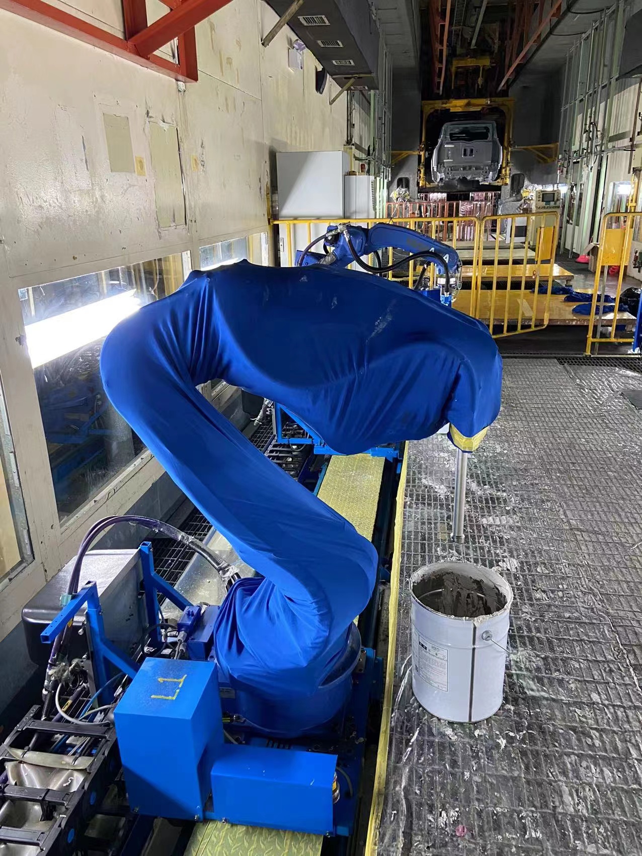 機(jī)器人防護(hù)服發(fā)那科四面彈防塵防靜電