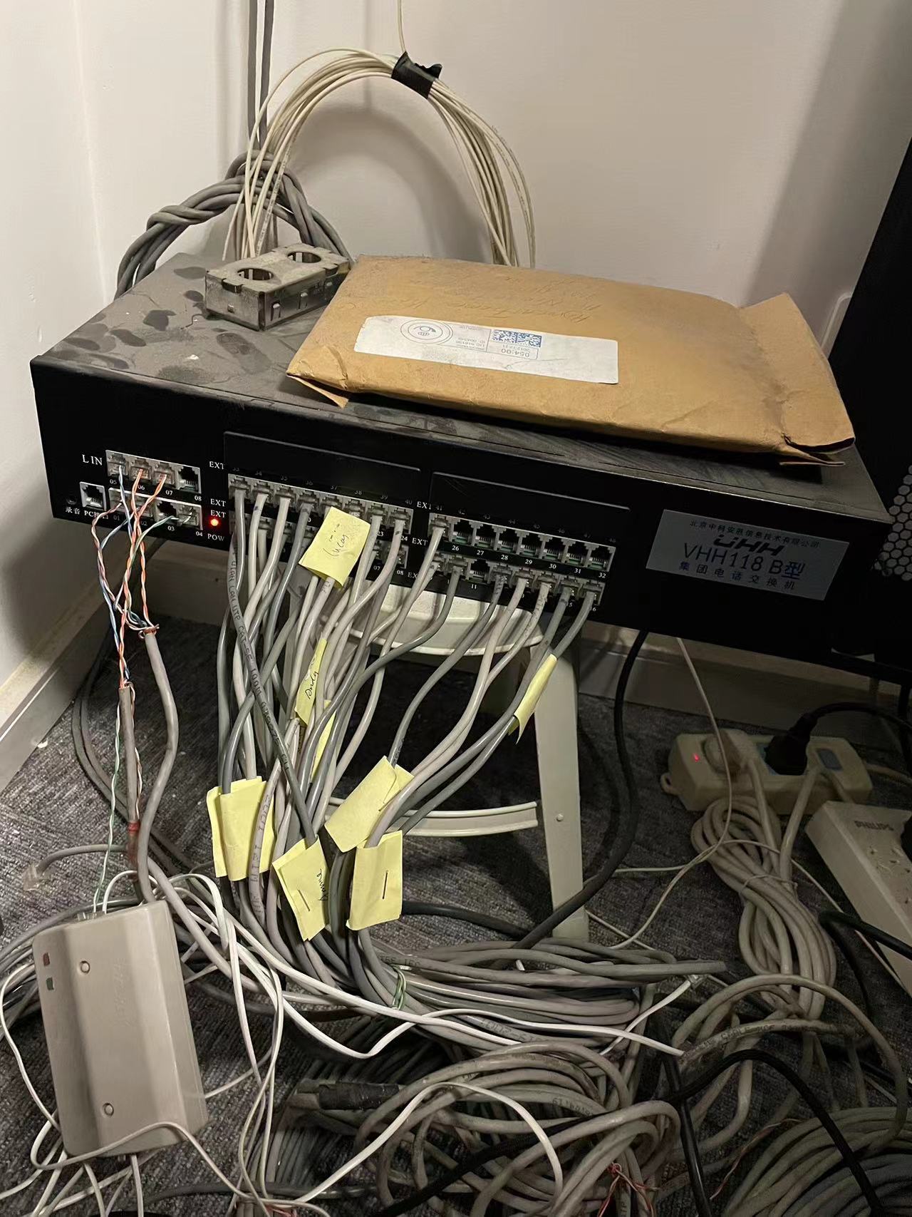 上海布線公司，辦公室綜合布線，工位機(jī)房弱電布線；021-54140117